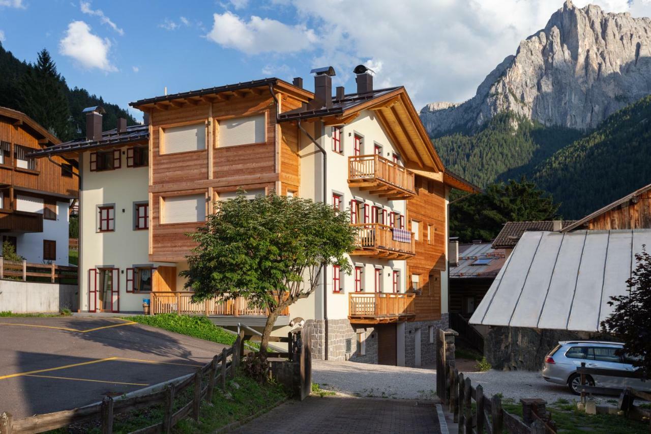 Casa Chris By Ama Val Di Fassa Leilighet Pozza di Fassa Eksteriør bilde